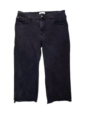 Abercrombie & Fitch 90s Relaxed Jean High Rise Cropped Raw Hem Black Wash 16